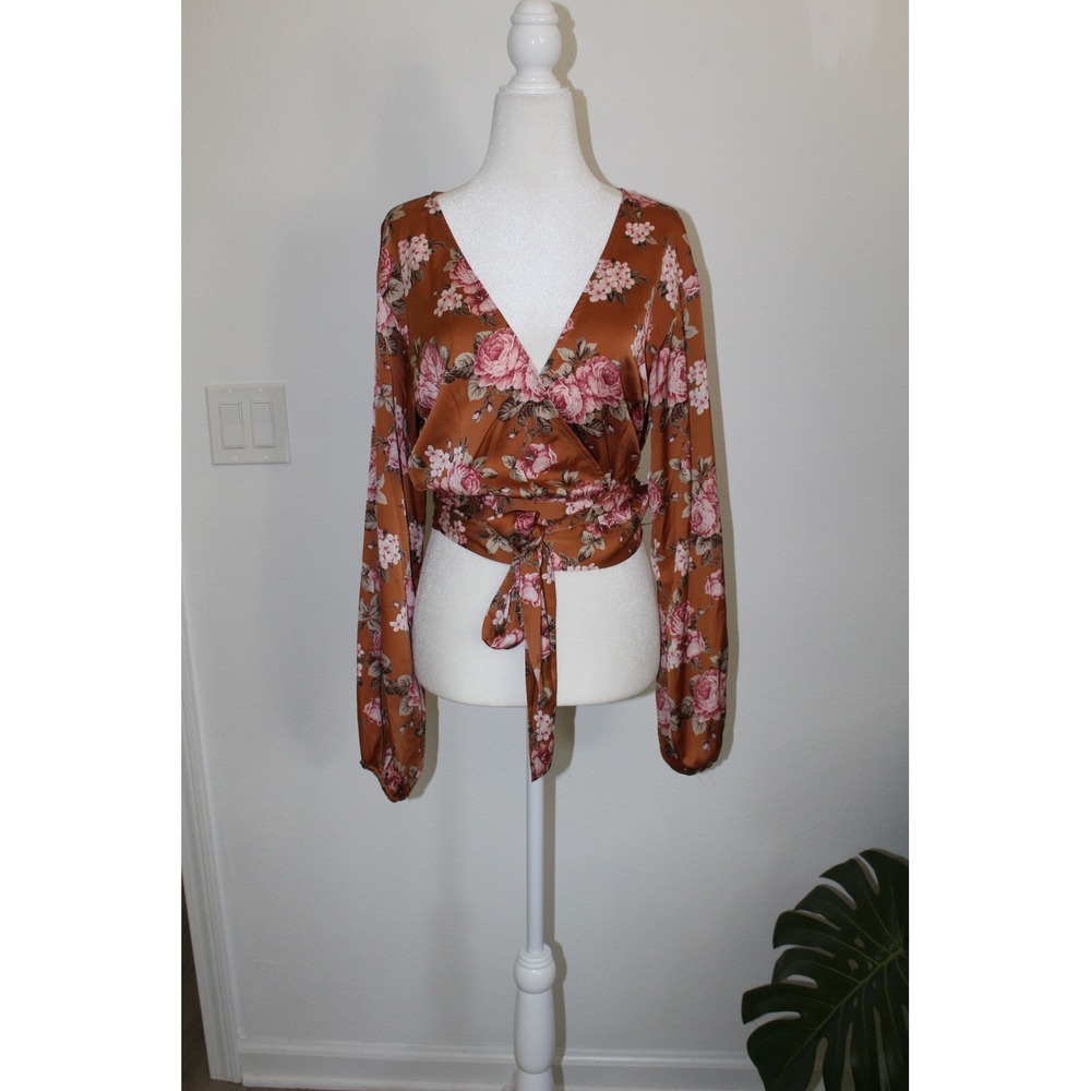WAYF Womens Rust Brown Pink Floral Satin Wrap Crop Top Long Sleeve Size M